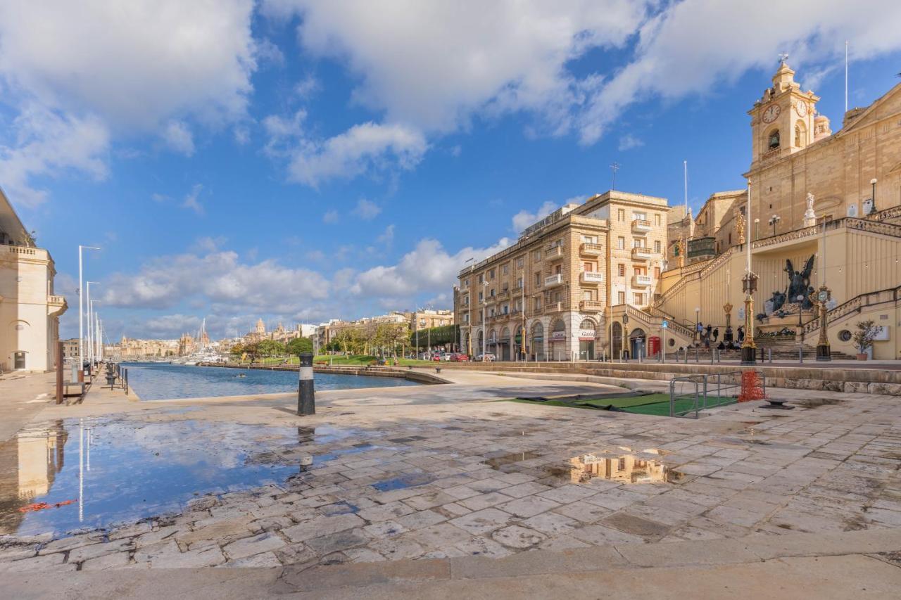 Bormla - Comfortable Two Bedroom Apartment Cospicua Bagian luar foto